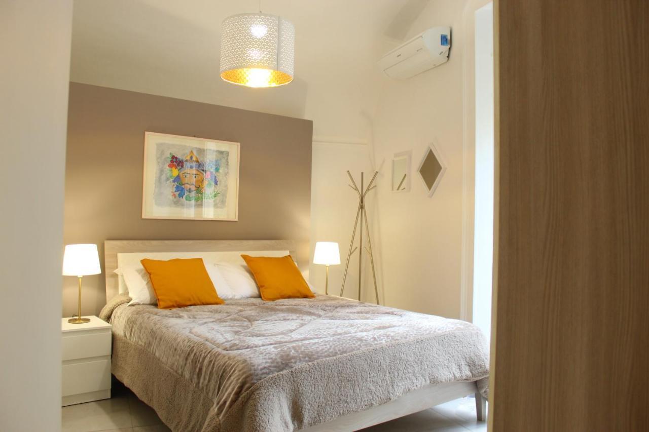 קטאניה Benedettini - Exclusive Apartments & Monastery View מראה חיצוני תמונה